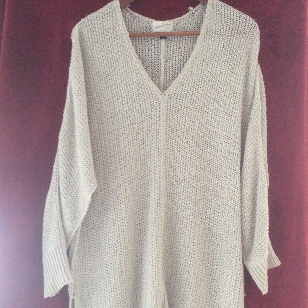 Tan knit sweater. XXL
